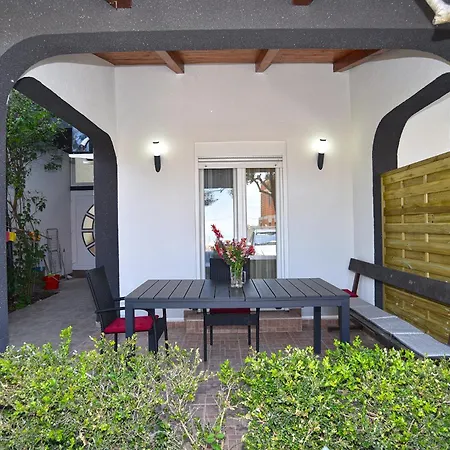 Apartments Magdalena 759 Valbandon Exterior photo